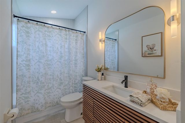 304 SCARLET OAK COURT, Seffner, FL 33584