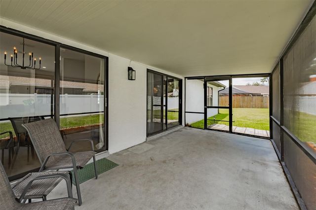 304 SCARLET OAK COURT, Seffner, FL 33584