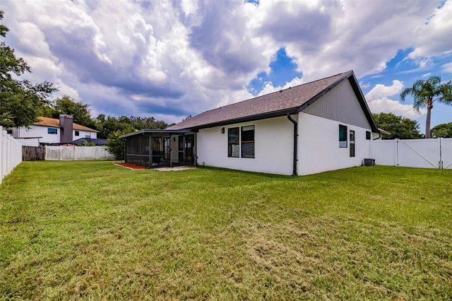 304 SCARLET OAK COURT, Seffner, FL 33584