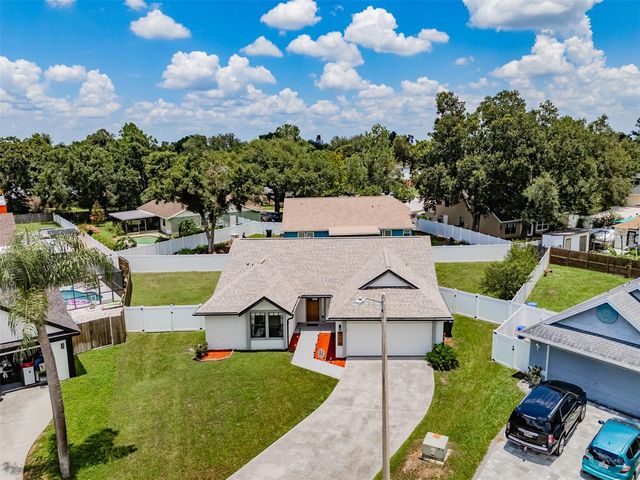 304 SCARLET OAK COURT, Seffner, FL 33584