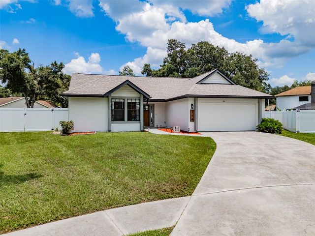 304 SCARLET OAK COURT, Seffner, FL 33584