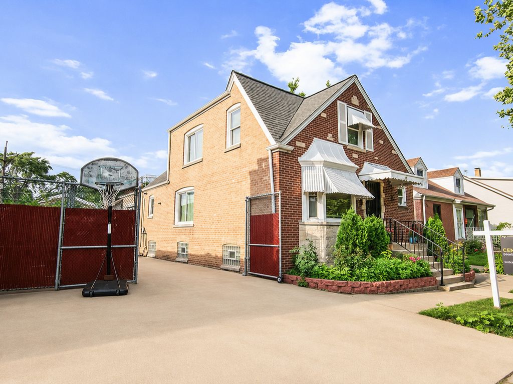 6952 W Summerdale Avenue, Chicago, IL 60656 — photo 3