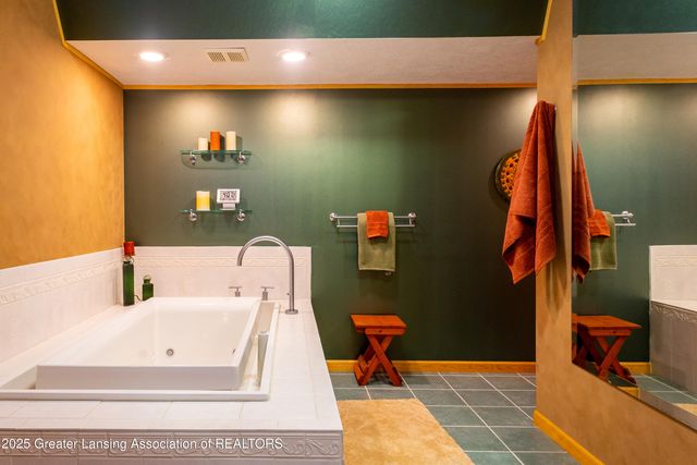 3660 Powderhorn Drive, Okemos, MI 48864