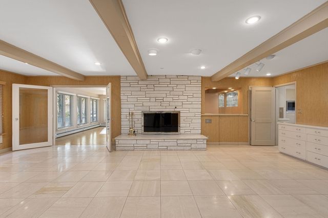 45 Archer St, Fall River, MA 02720