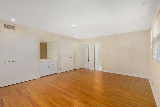 45 Archer St, Fall River, MA 02720
