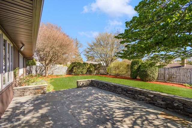 45 Archer St, Fall River, MA 02720