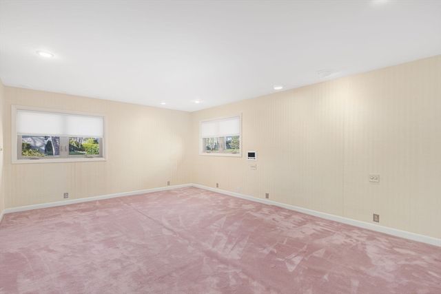 45 Archer St, Fall River, MA 02720
