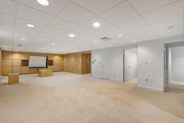 45 Archer St, Fall River, MA 02720
