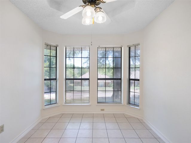 3706 Queenswood Lane, Garland, TX 75040