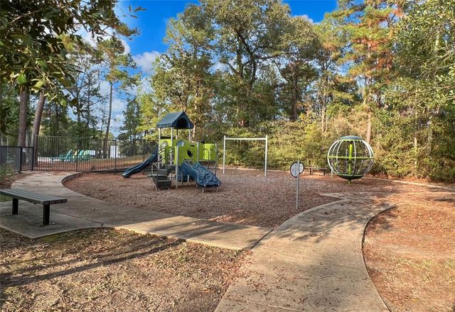 17522 Julianne Drive, Waller, TX 77484