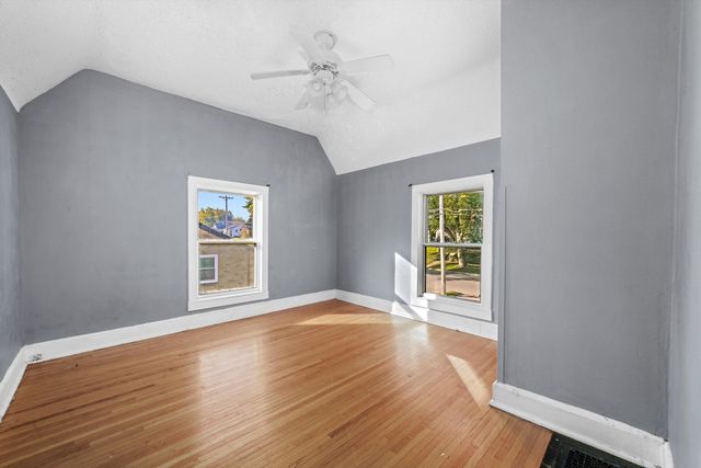 353 Wilcox Avenue, Elgin, IL 60123