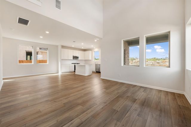 205 Hat Creek DR, Liberty Hill, TX 78642