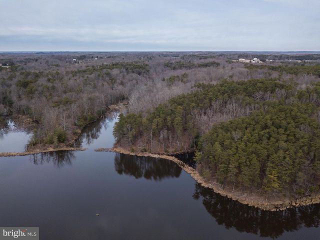 100 GATEWAY, Fredericksburg, VA 22405