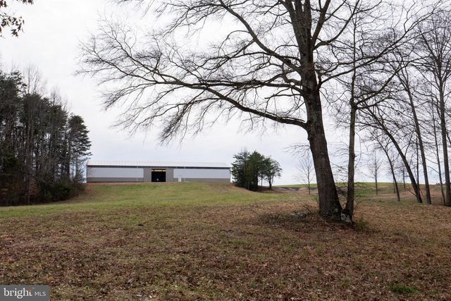 100 GATEWAY, Fredericksburg, VA 22405