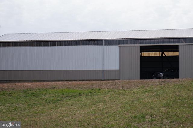 100 GATEWAY, Fredericksburg, VA 22405