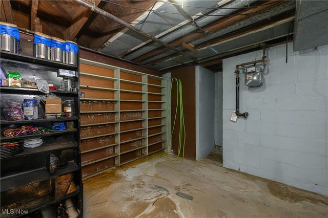 2616 Terrace Avenue, Akron, OH 44312