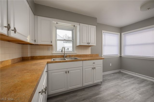 2616 Terrace Avenue, Akron, OH 44312