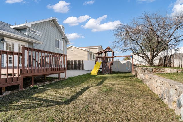1096 N 1100 W, Farmington, UT 84025