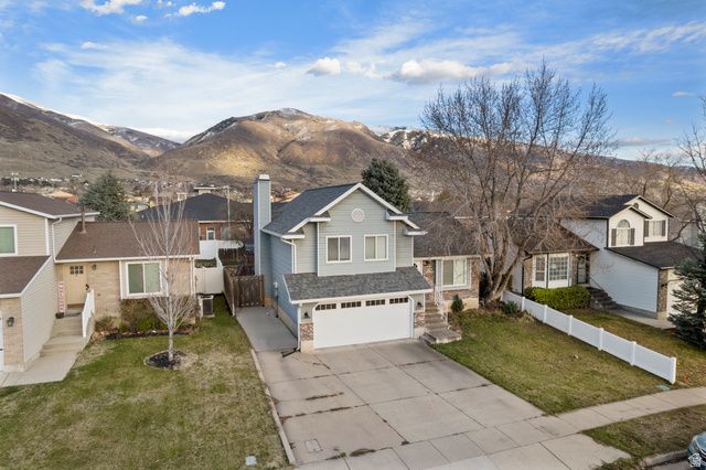1096 N 1100 W, Farmington, UT 84025