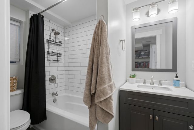 1096 N 1100 W, Farmington, UT 84025