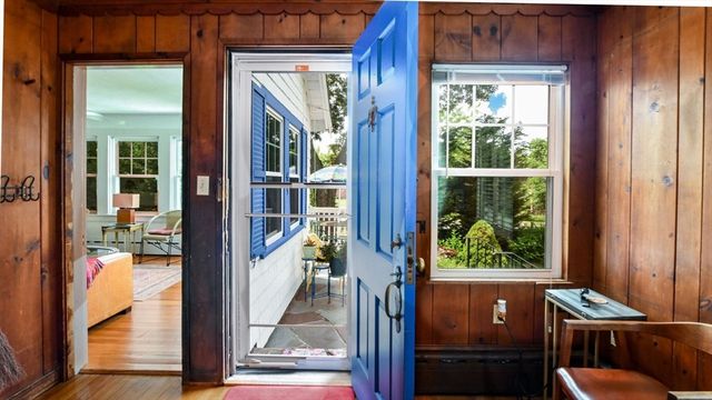 5 Hamlin, Falmouth, MA 02540