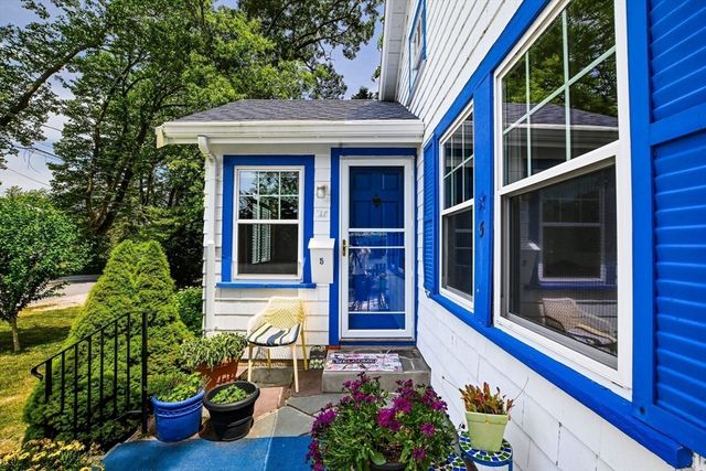 5 Hamlin, Falmouth, MA 02540