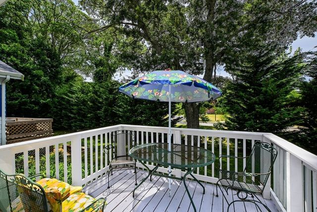 5 Hamlin, Falmouth, MA 02540