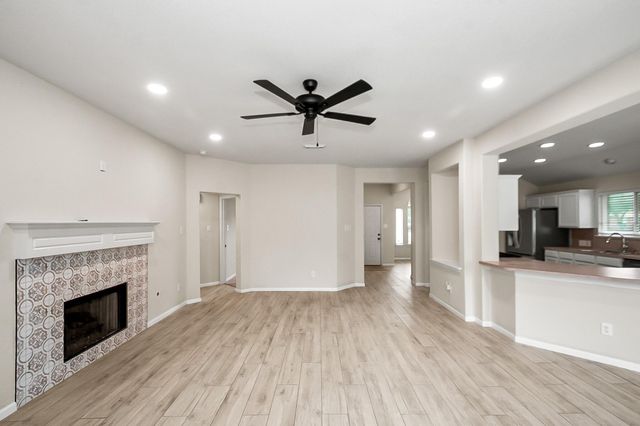 1311 Diamante Drive, Pasadena, TX 77504