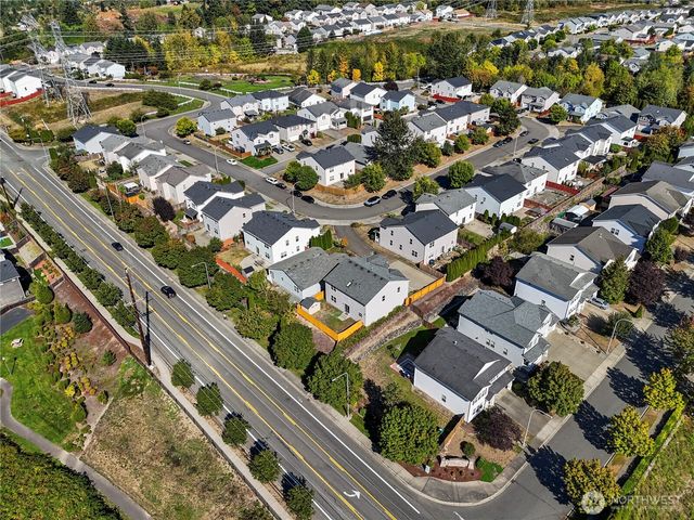 12437 SE 297th Place, Auburn, WA 98092