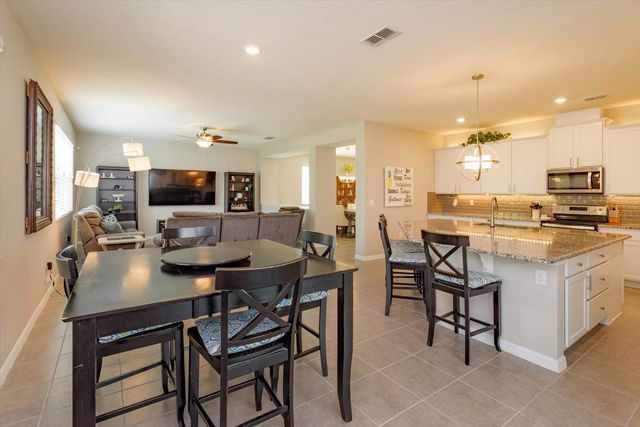 13813 PEACH ORCHARD WAY, Winter Garden, FL 34787