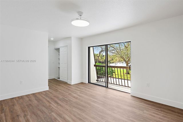 506 5th Ter, Palm Beach Gardens, FL 33418