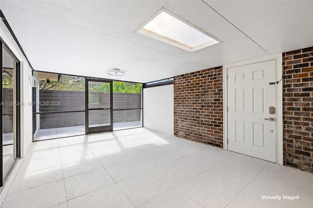 506 5th Ter, Palm Beach Gardens, FL 33418