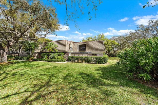 506 5th Ter, Palm Beach Gardens, FL 33418