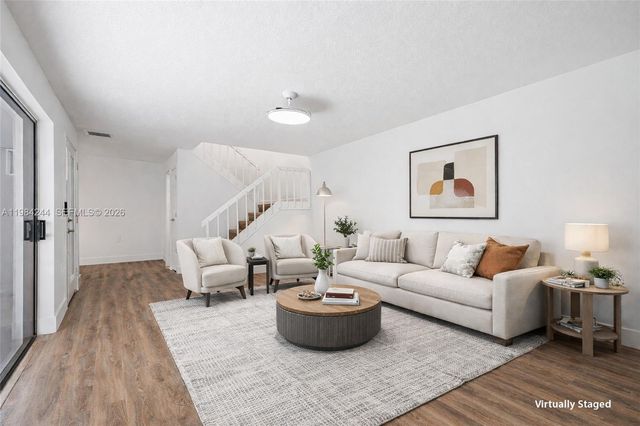 506 5th Ter, Palm Beach Gardens, FL 33418