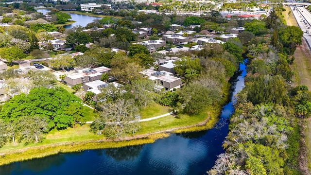 506 5th Ter, Palm Beach Gardens, FL 33418