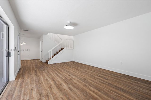 506 5th Ter, Palm Beach Gardens, FL 33418