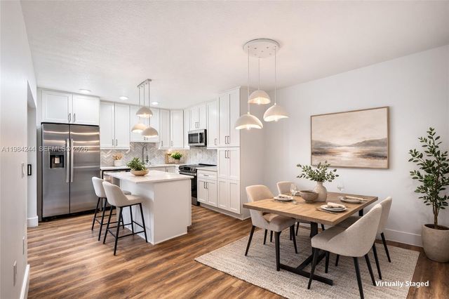 506 5th Ter, Palm Beach Gardens, FL 33418