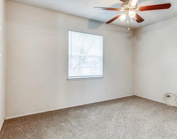 4744 Richard Street, Forest Hill, TX 76119