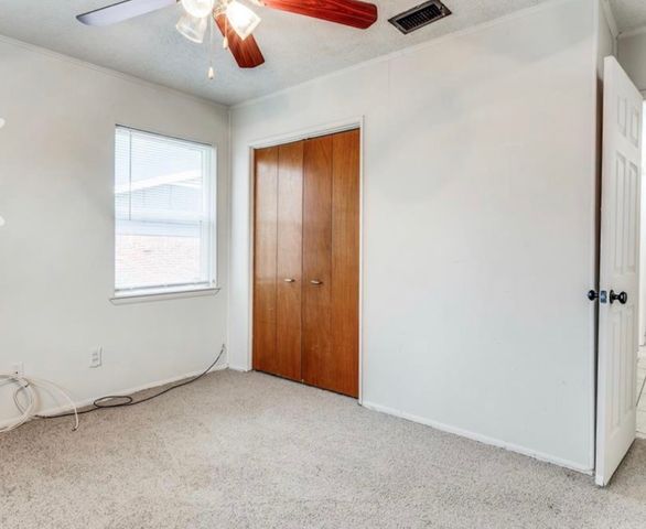 4744 Richard Street, Forest Hill, TX 76119