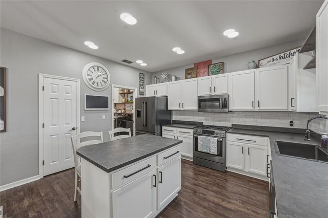 3167 BLACKWATER OAKS WAY, Mulberry, FL 33860