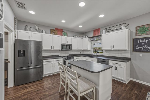 3167 BLACKWATER OAKS WAY, Mulberry, FL 33860