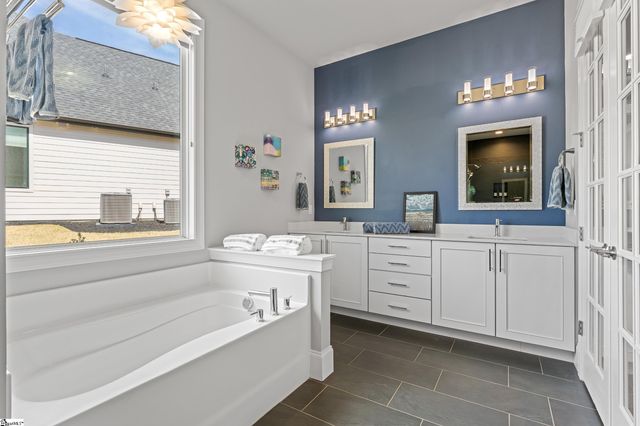 5 Waterville Way, Simpsonville, SC 29681