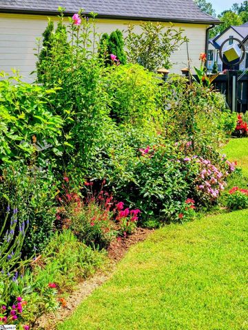 5 Waterville Way, Simpsonville, SC 29681