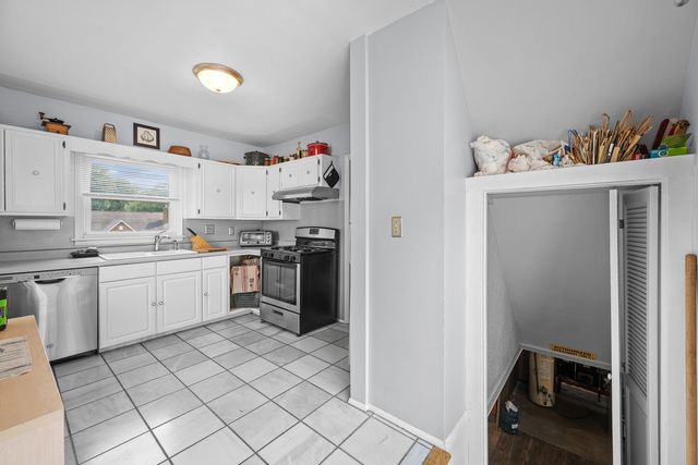 1439 45 Avenue, Rock Island, IL 61201
