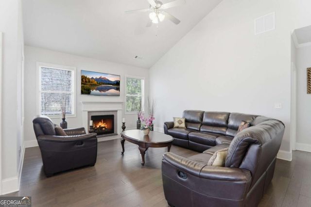 5640 Enfield Way, Suwanee, GA 30024