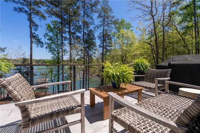 915 Reflection Trail, West Union, SC 29696