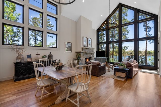 915 Reflection Trail, West Union, SC 29696