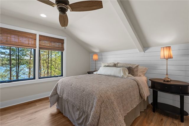 915 Reflection Trail, West Union, SC 29696