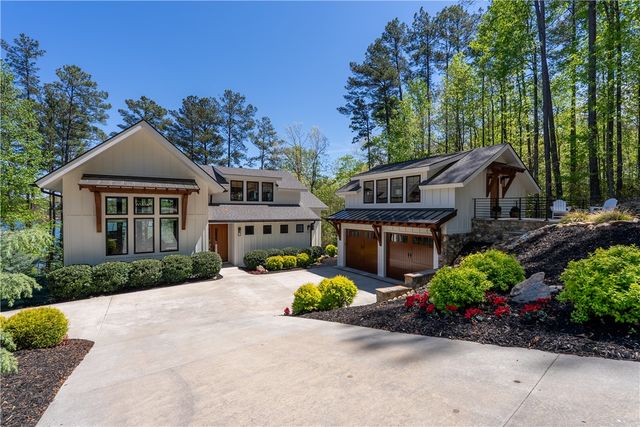915 Reflection Trail, West Union, SC 29696