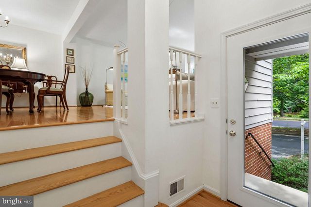 11333 ORCHARD LN, Reston, VA 20190